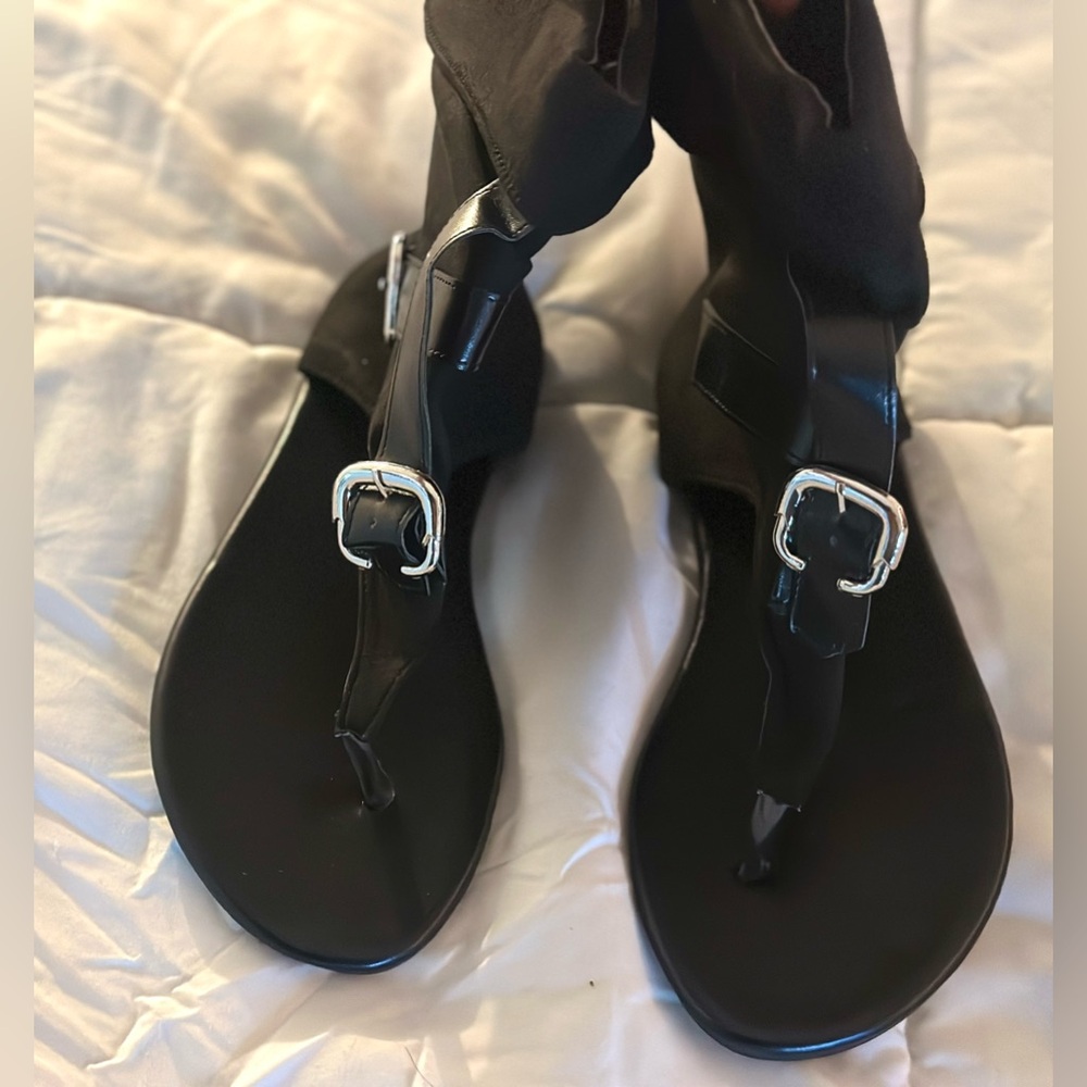 Women’s high ankle open toe shoe
